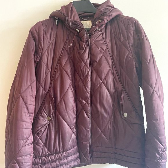 Short ultra-light burgundy puffer jacket - Picture 1 of 4